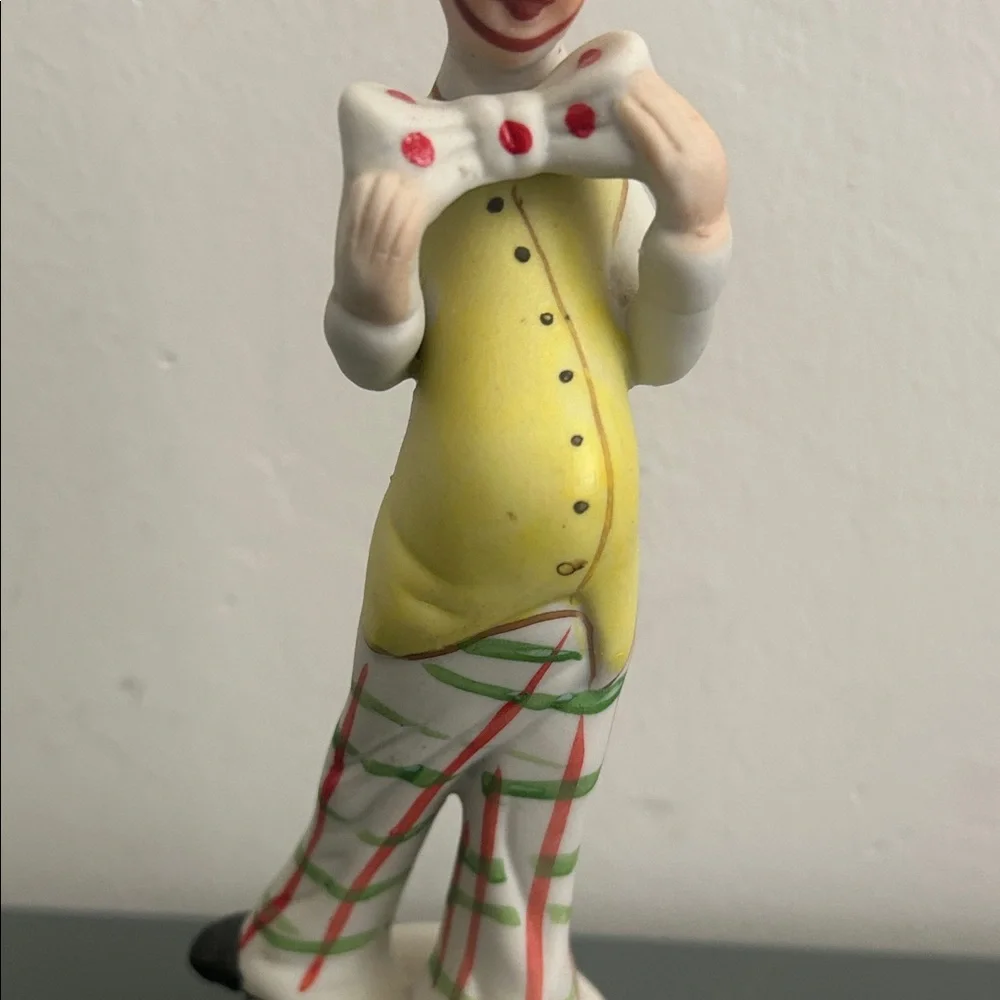 Vintage Ceramic Clown Figurine in Yellow, White & Red